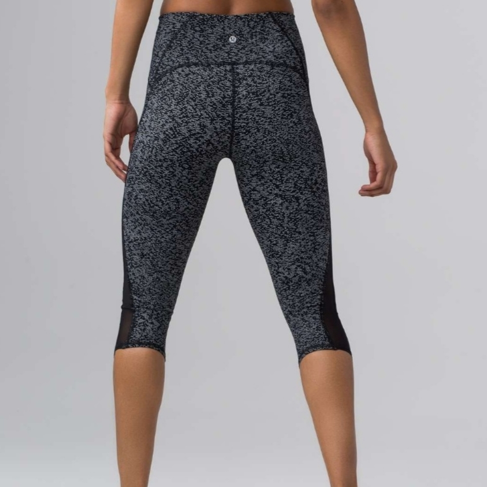 Lululemon crop leggings